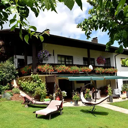 Spacious In With A Balcony Apartman *